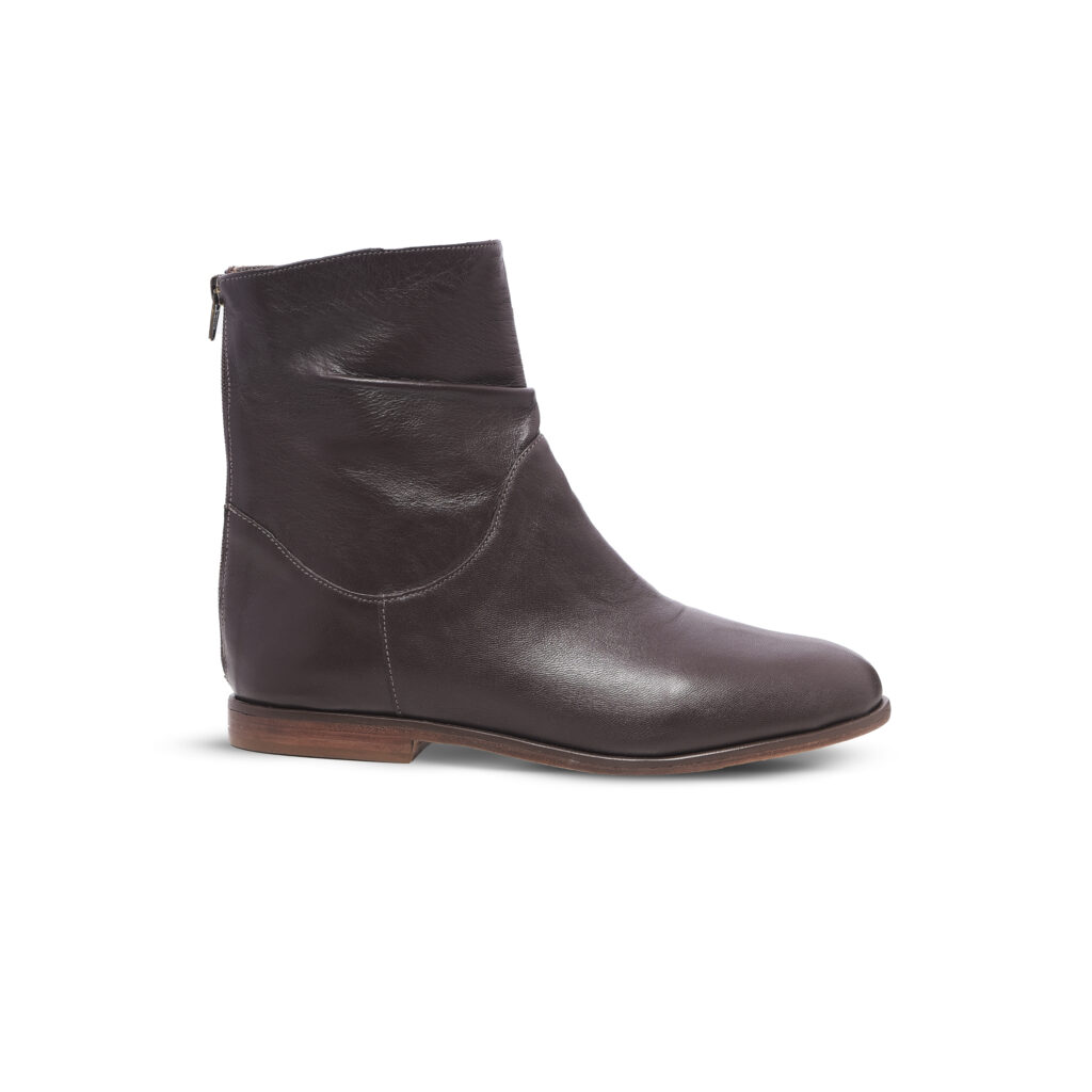 Bota Basic Marrom Café